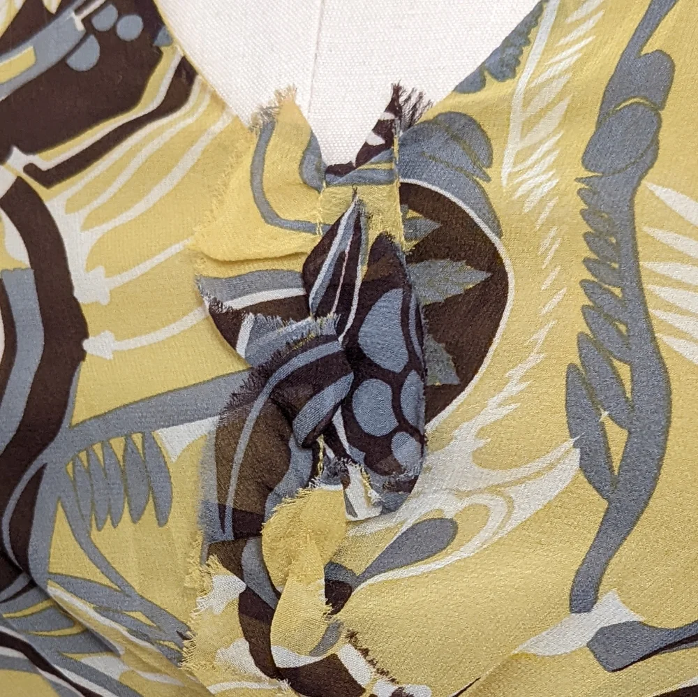 BCBGMaxAzria Silk Drop Waist Handkerchief Hem Dress 0 - Picture 4 of 7